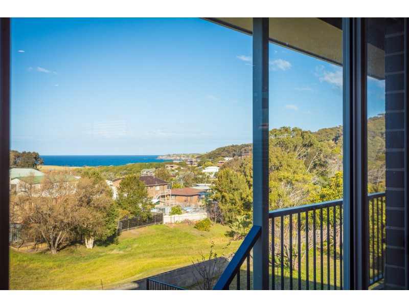 12 Baldwin Avenue, Kianga NSW 2546