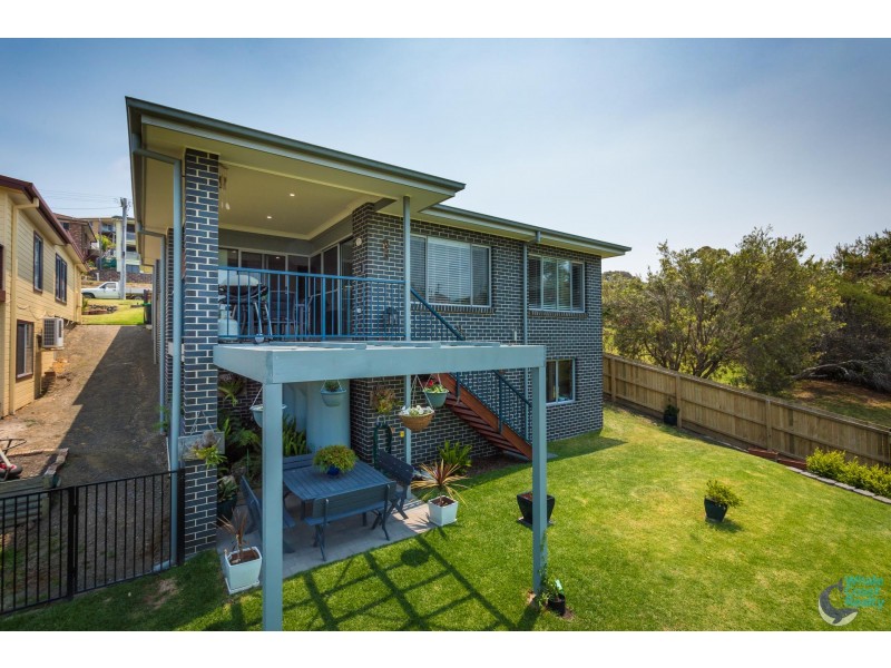 12 Baldwin Avenue, Kianga NSW 2546