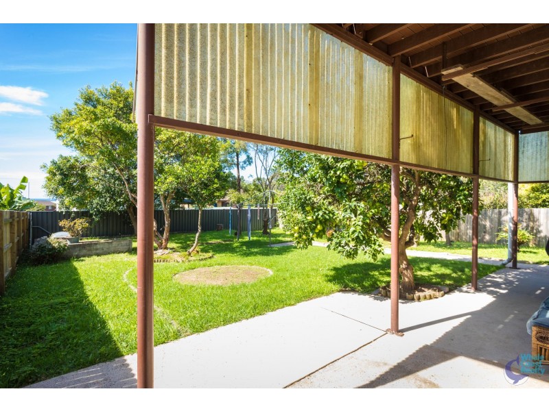 16 Goolara Avenue, Dalmeny NSW 2546