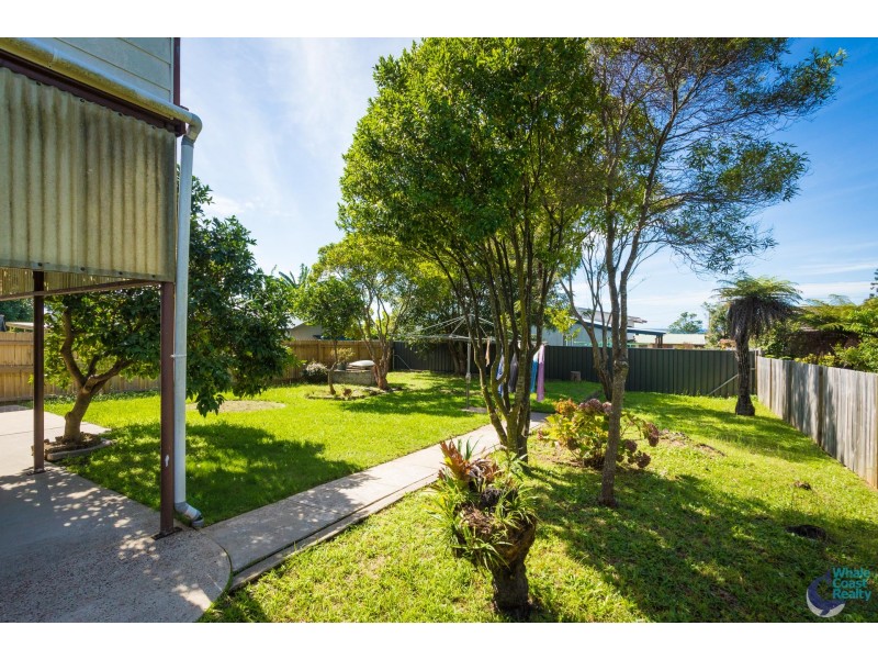 16 Goolara Avenue, Dalmeny NSW 2546