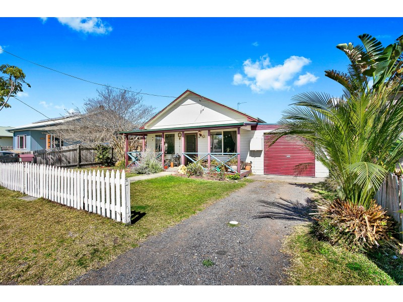 6 Lynch Street, Narooma NSW 2546