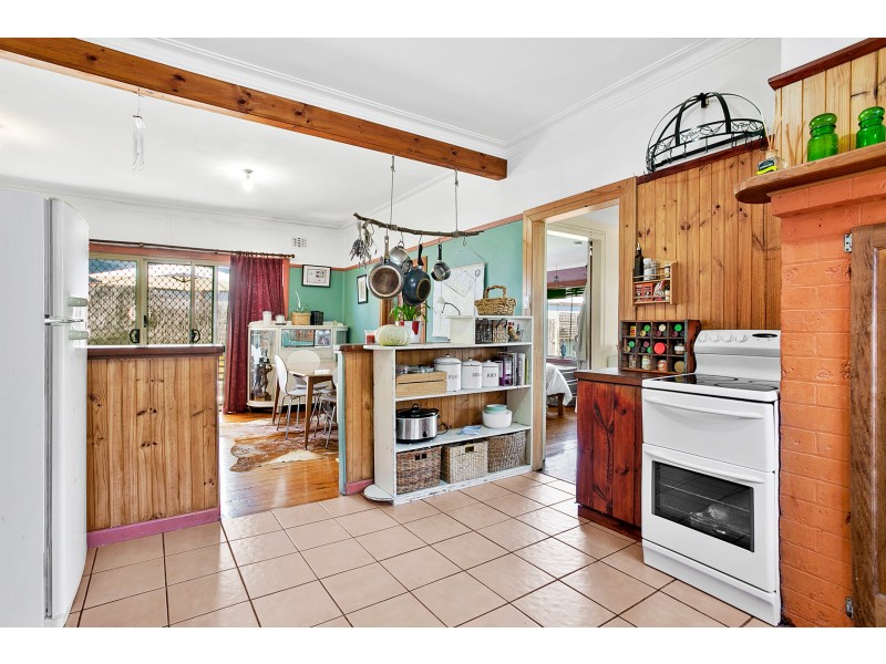 6 Lynch Street, Narooma NSW 2546