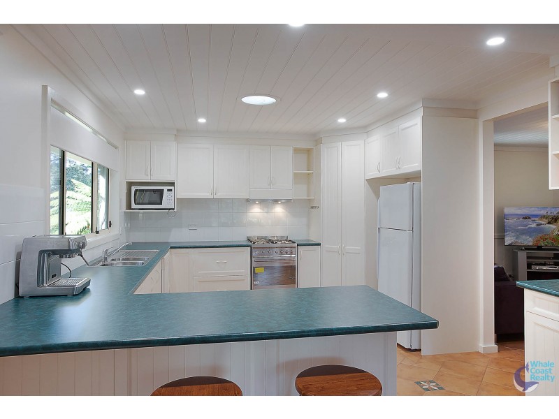 49 Eastaway Avenue, North Narooma NSW 2546