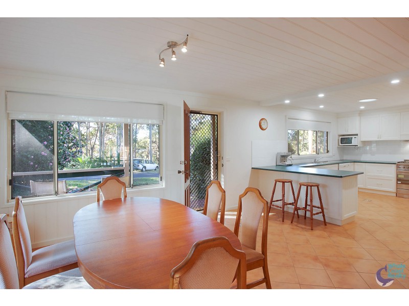 49 Eastaway Avenue, North Narooma NSW 2546