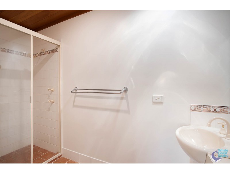 49 Eastaway Avenue, North Narooma NSW 2546