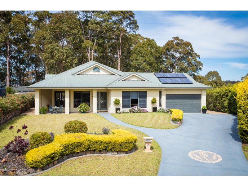 44 Dawn Parade, Kianga NSW 2546