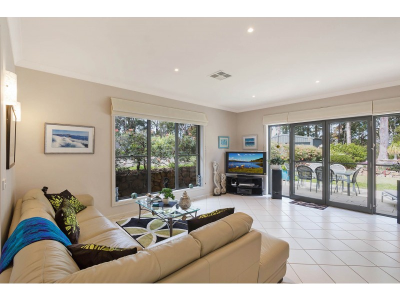 44 Dawn Parade, Kianga NSW 2546