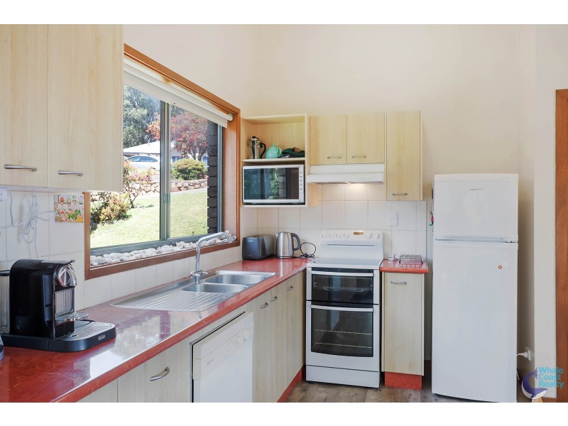 7 Gem Crescent, Narooma NSW 2546