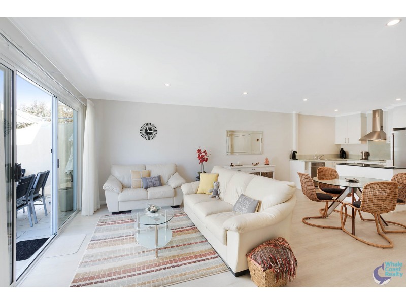 4/4-6 Princes Highway, Narooma NSW 2546