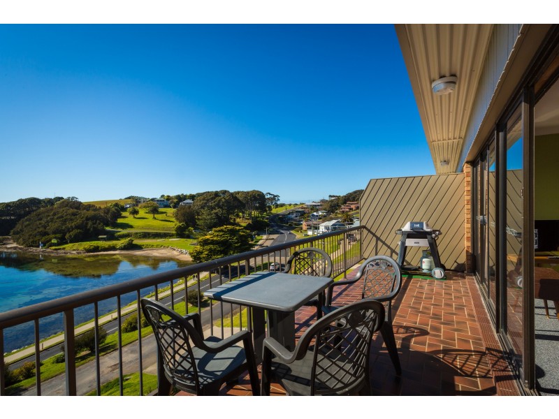 6/4 Wharf Street, Narooma NSW 2546