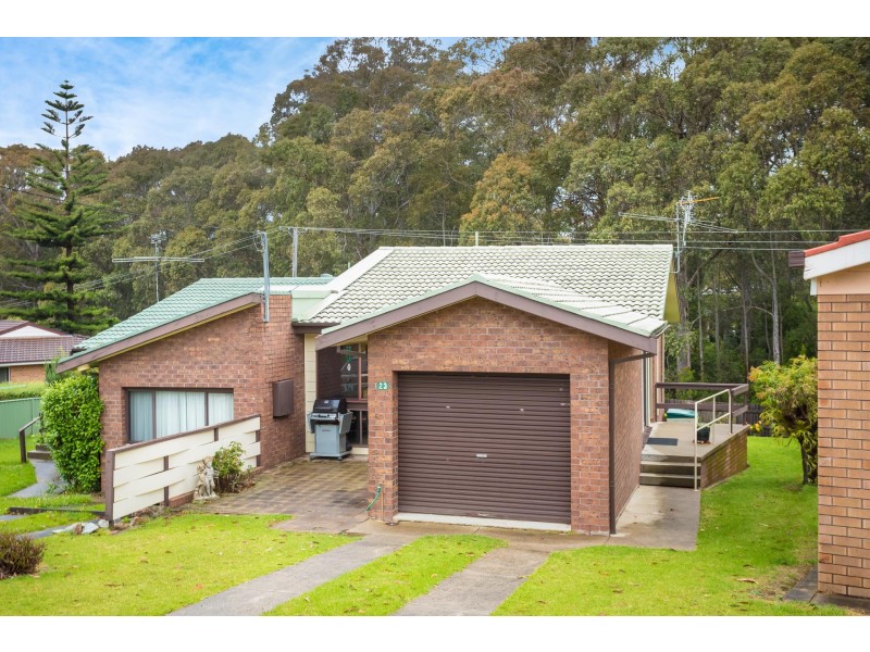 2/23 Collins Crescent, Narooma NSW 2546