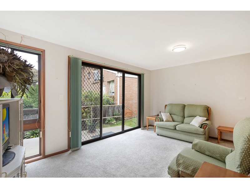 2/23 Collins Crescent, Narooma NSW 2546