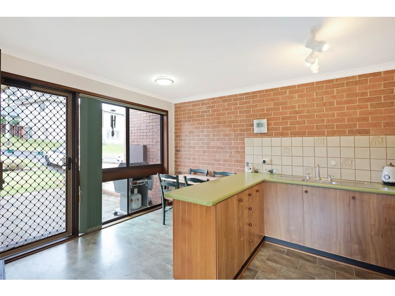 2/23 Collins Crescent, Narooma NSW 2546