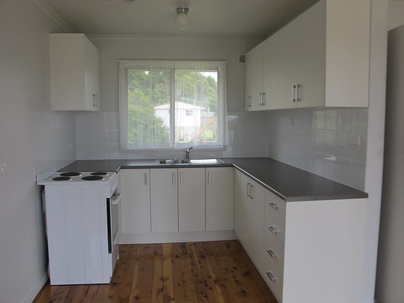 15 Hillside Crescent, Kianga NSW 2546