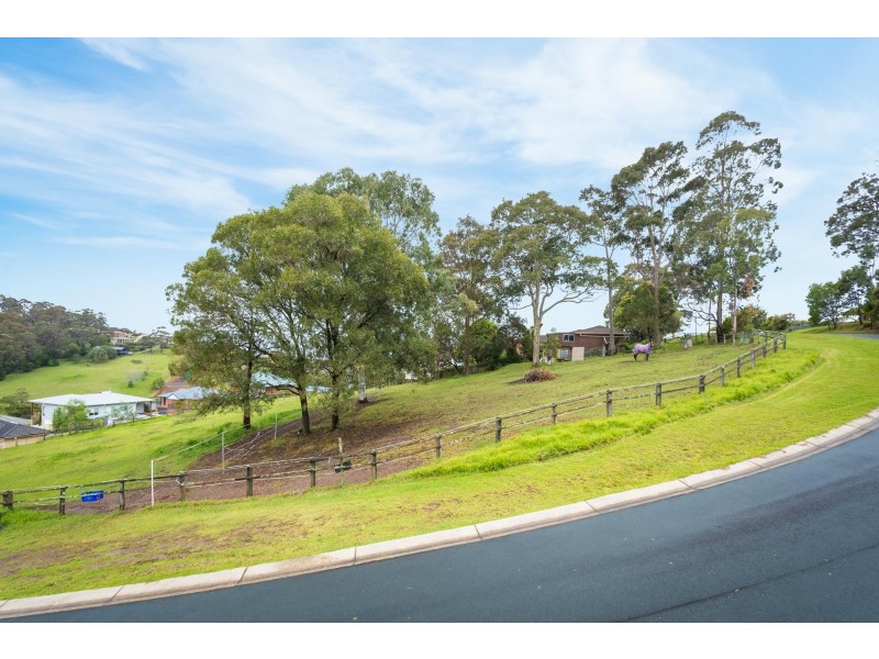 37 Warbler Crescent, North Narooma NSW 2546