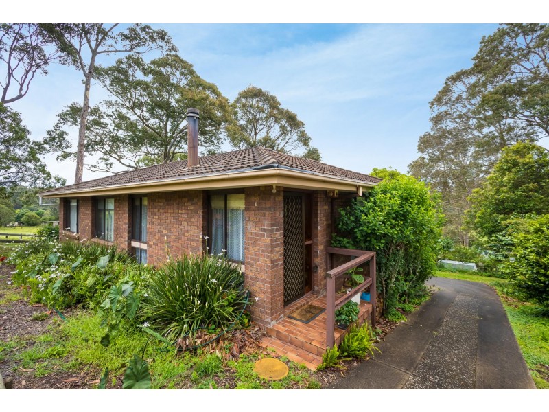 37 Warbler Crescent, North Narooma NSW 2546