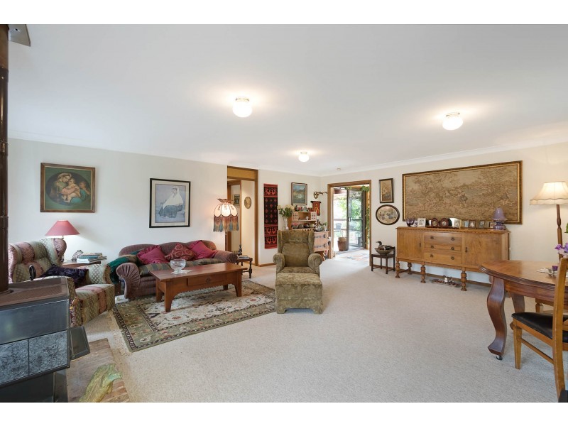 37 Warbler Crescent, North Narooma NSW 2546