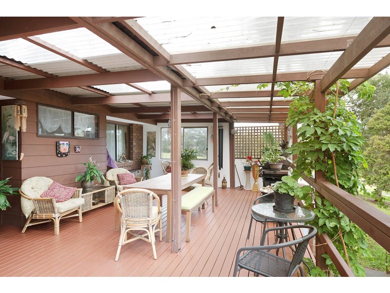 37 Warbler Crescent, North Narooma NSW 2546