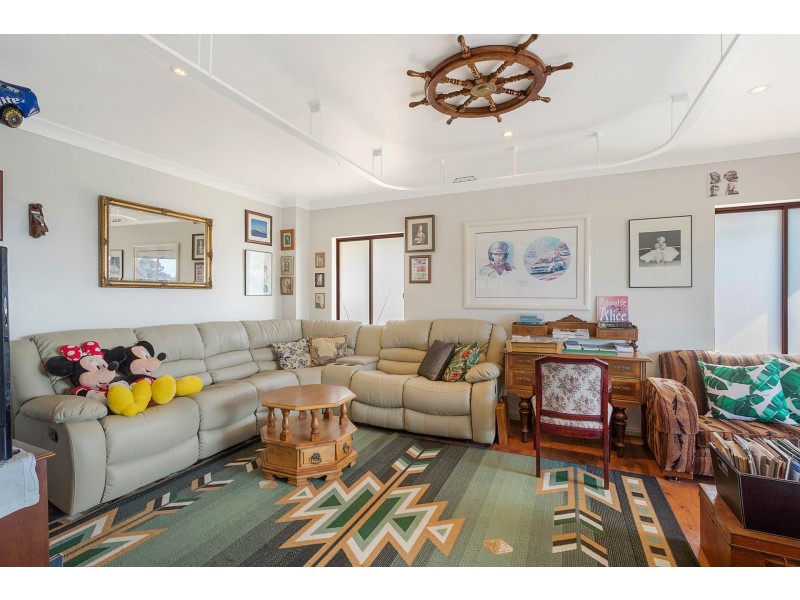 5 Tilba Street, Narooma NSW 2546