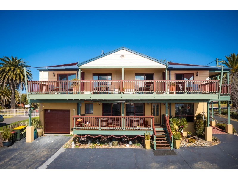 5 Tilba Street, Narooma NSW 2546