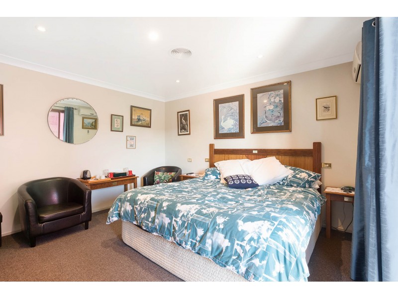 5 Tilba Street, Narooma NSW 2546