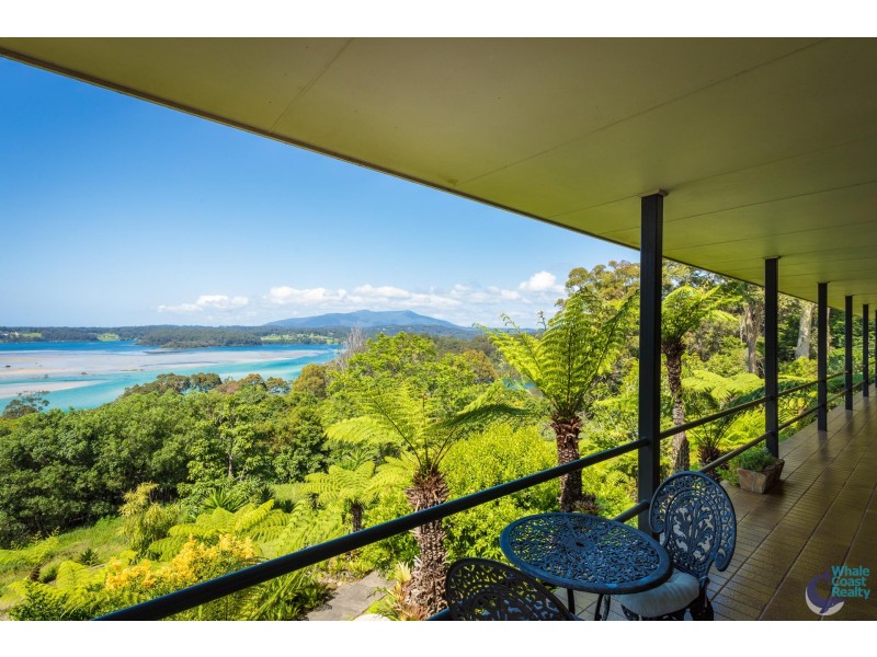 25 Hillcrest Avenue, North Narooma NSW 2546