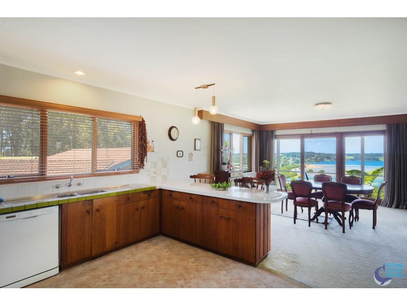 25 Hillcrest Avenue, North Narooma NSW 2546