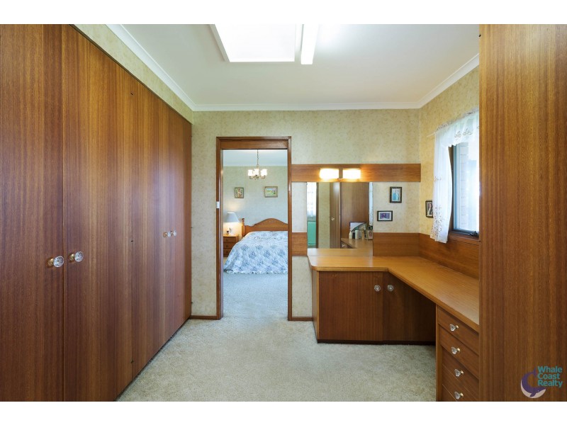 25 Hillcrest Avenue, North Narooma NSW 2546