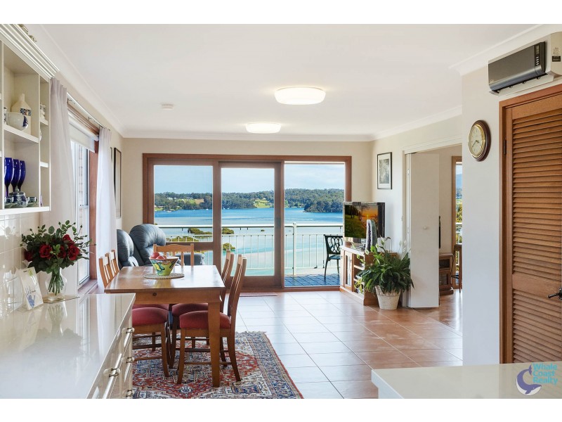 11 Hillcrest Avenue, North Narooma NSW 2546