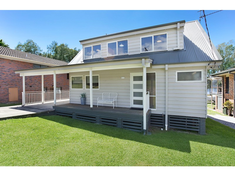 49 Myuna Street, Dalmeny NSW 2546