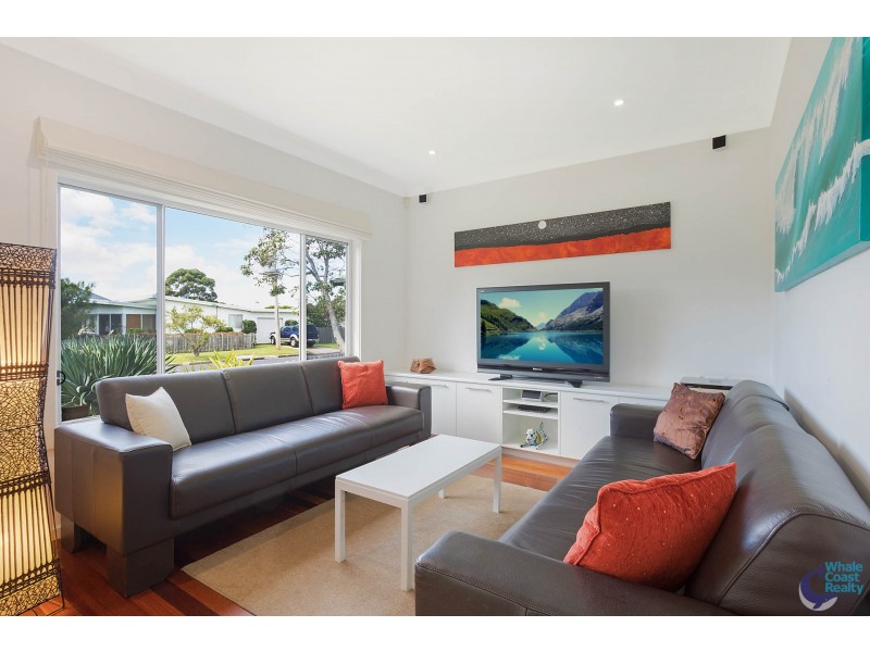 8 Lynch Street, Narooma NSW 2546