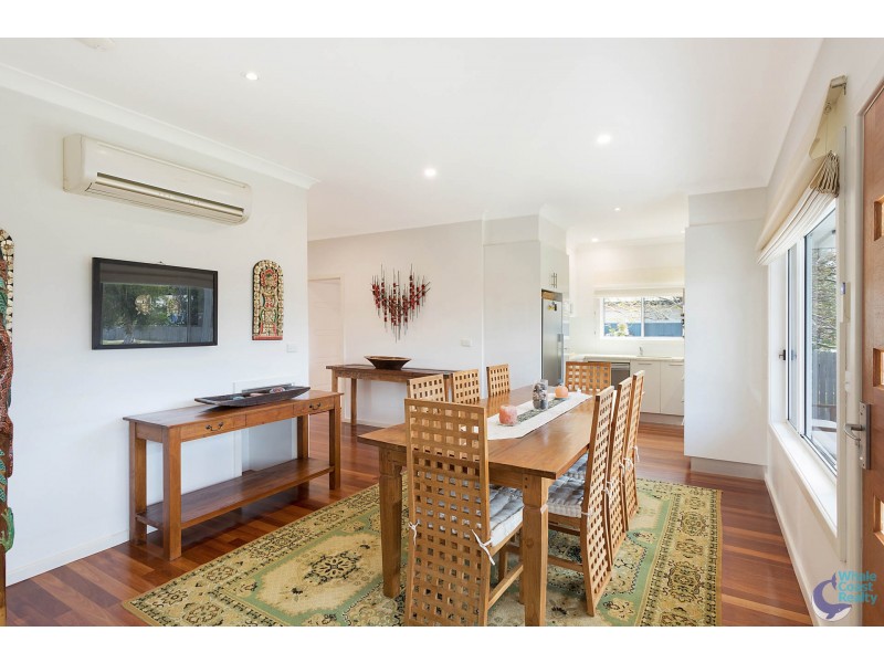 8 Lynch Street, Narooma NSW 2546