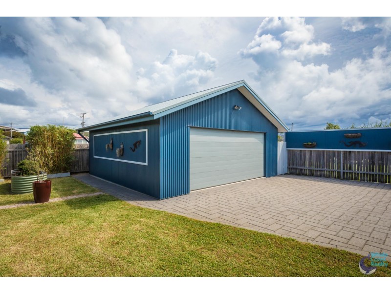 8 Lynch Street, Narooma NSW 2546