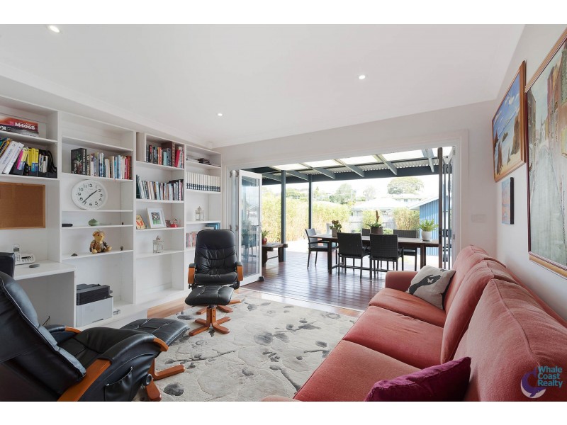 8 Lynch Street, Narooma NSW 2546