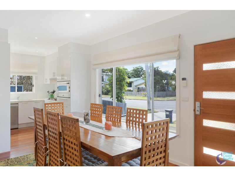 8 Lynch Street, Narooma NSW 2546