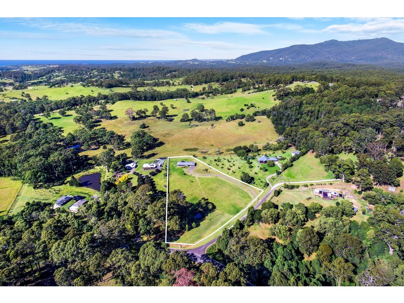 75 Rainforest Parkway, Narooma NSW 2546
