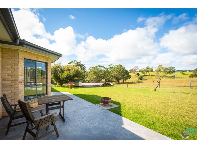 75 Rainforest Parkway, Narooma NSW 2546