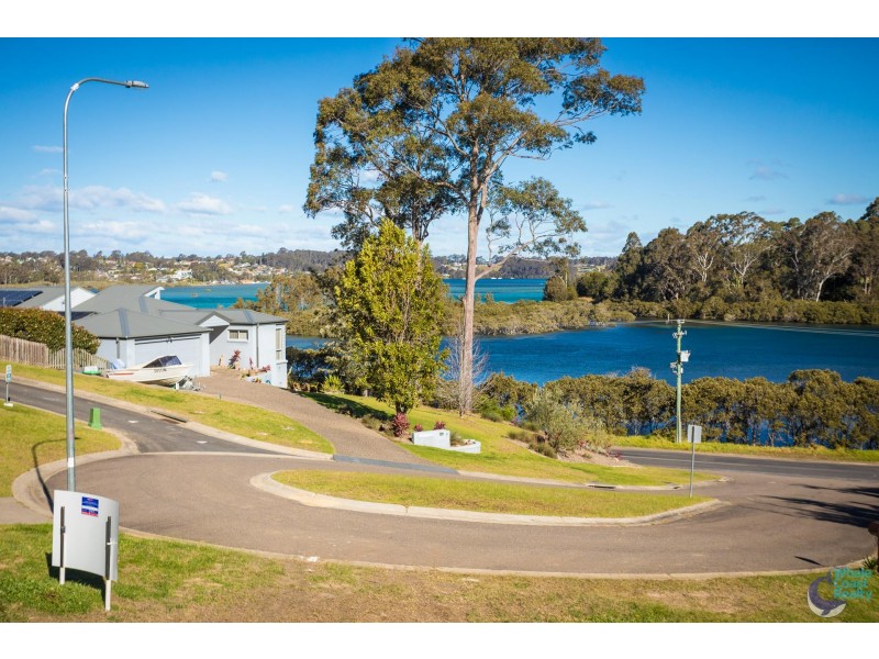 6 Alexander Place, North Narooma NSW 2546