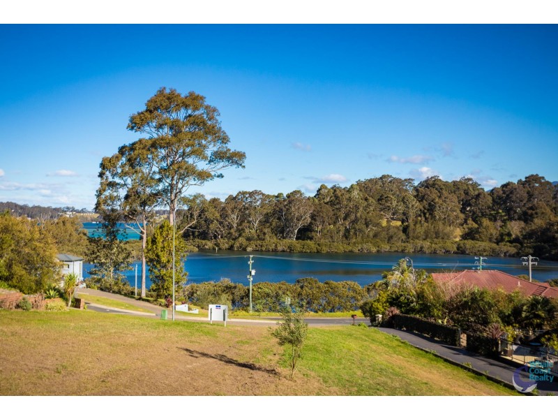 6 Alexander Place, North Narooma NSW 2546