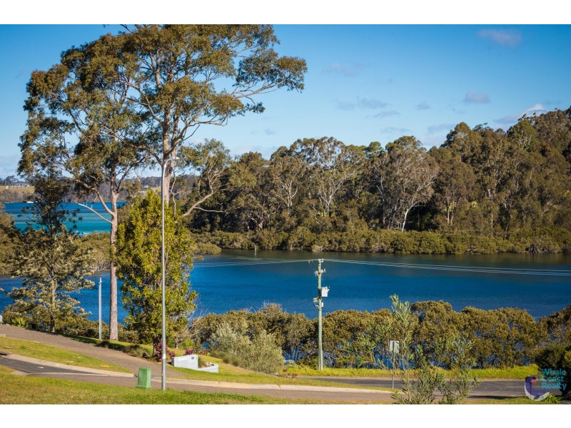 6 Alexander Place, North Narooma NSW 2546