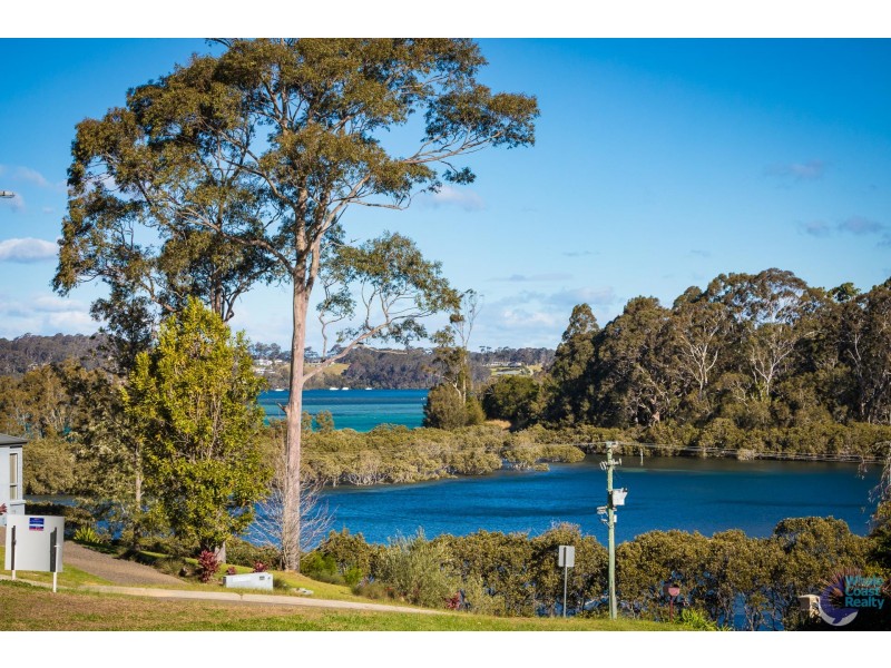 6 Alexander Place, North Narooma NSW 2546