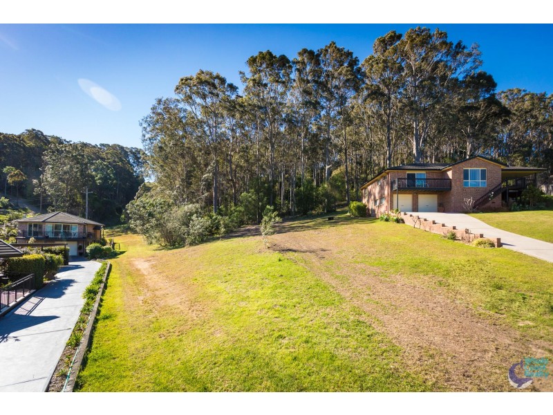 6 Alexander Place, North Narooma NSW 2546