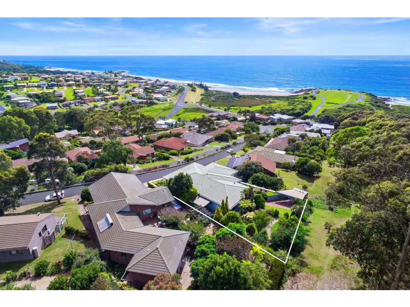 36 Warbler Crescent, North Narooma NSW 2546