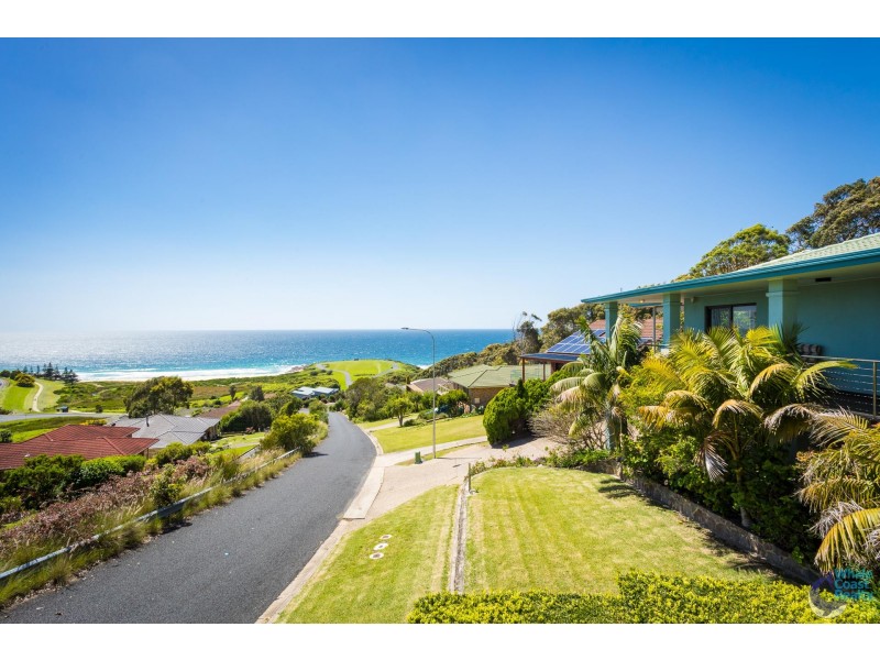 36 Warbler Crescent, North Narooma NSW 2546