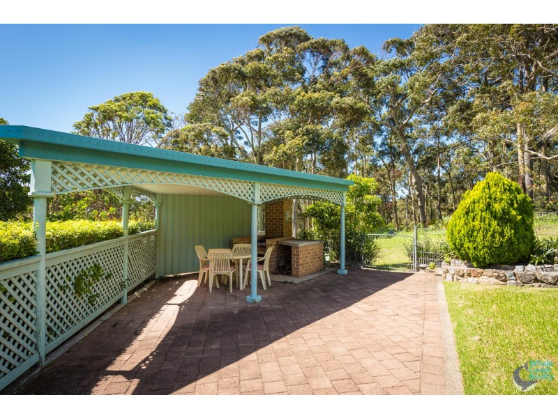 36 Warbler Crescent, North Narooma NSW 2546