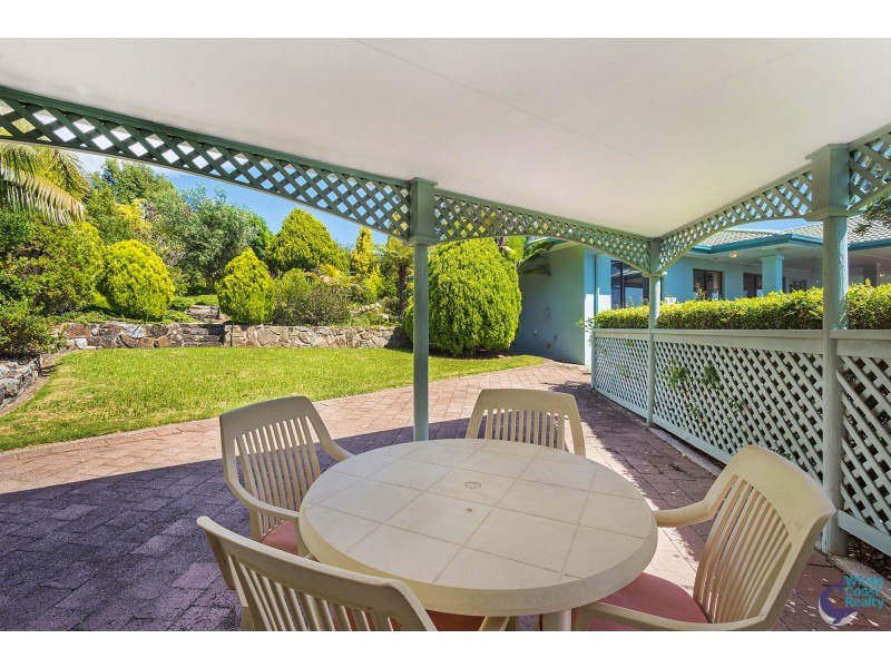36 Warbler Crescent, North Narooma NSW 2546