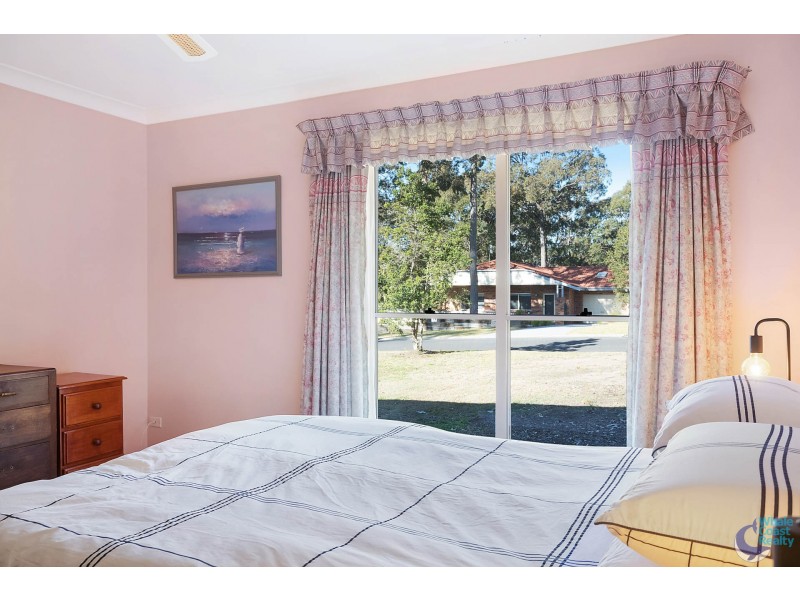 11 Eucalyptus Drive, Dalmeny NSW 2546