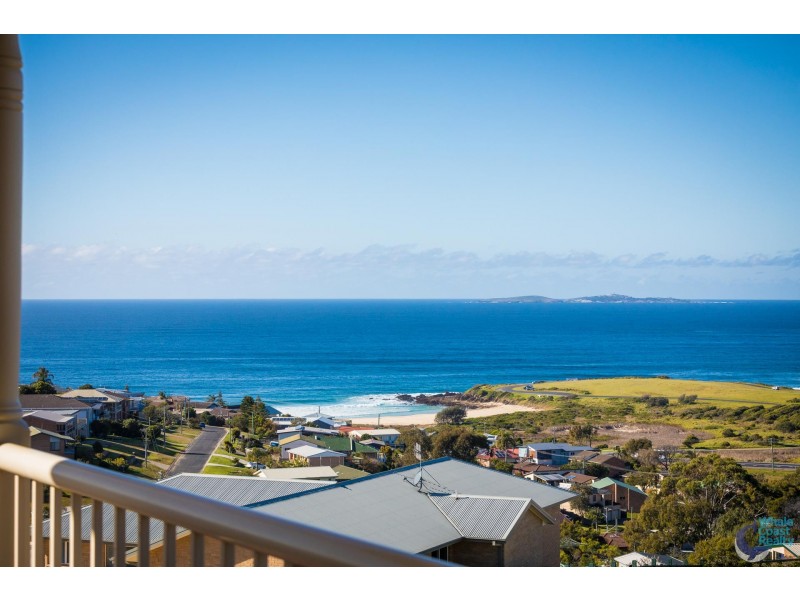 17 Dawn Parade, Kianga NSW 2546