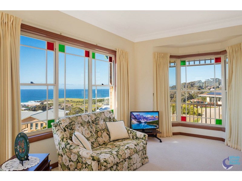 17 Dawn Parade, Kianga NSW 2546