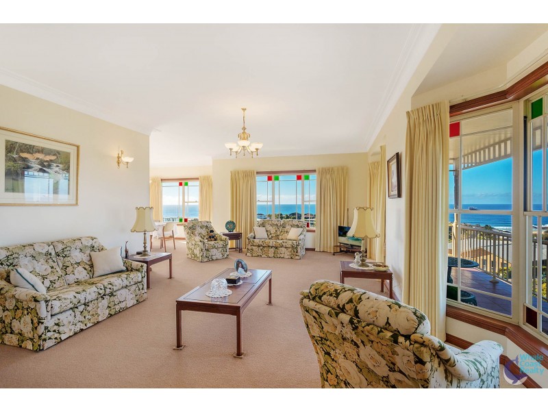 17 Dawn Parade, Kianga NSW 2546